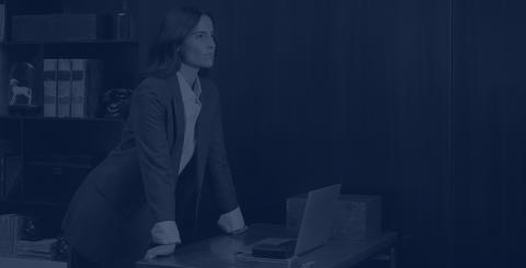 women-and-finance_blue